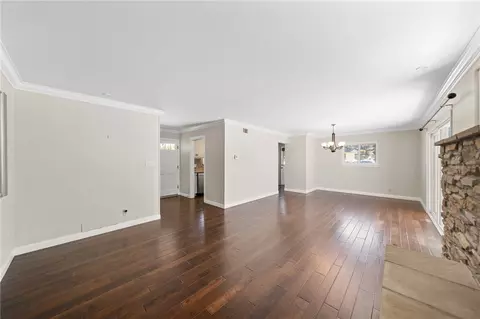 Living - 4432 Beverly Ct, Riverside, CA 92506 photo 3 of 5