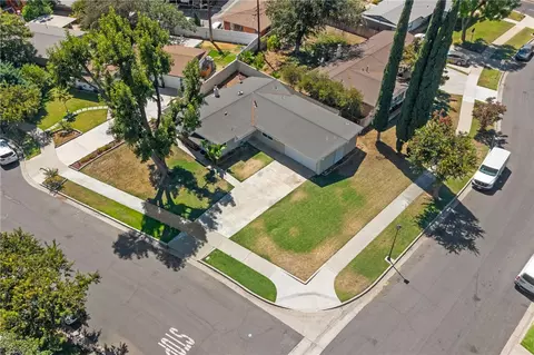View/Area - 4432 Beverly Ct, Riverside, CA 92506 photo 1 of 3