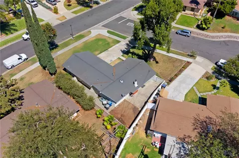 View/Area - 4432 Beverly Ct, Riverside, CA 92506 photo 2 of 3