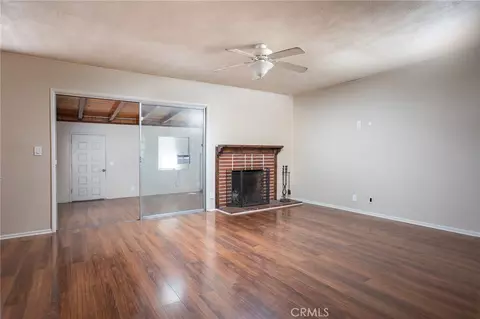 Living - 16563 Barbee, Fontana, CA 92336 photo 4 of 8