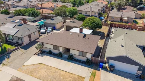 View/Area - 16563 Barbee, Fontana, CA 92336 photo 1 of 13