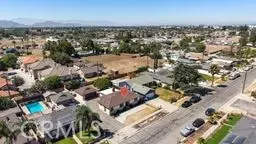 View/Area - 16563 Barbee, Fontana, CA 92336 photo 2 of 10