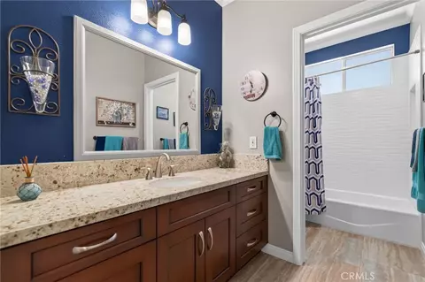 Bath - 14325 Bush Ave, Riverside, CA 92508 photo 5 of 6