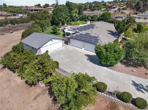 View/Area - 14325 Bush Ave, Riverside, CA 92508 photo 5 of 11