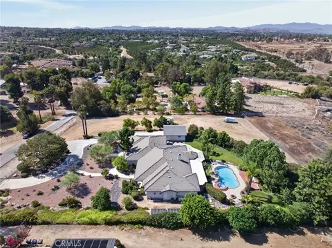 View/Area - 14325 Bush Ave, Riverside, CA 92508 photo 10 of 11