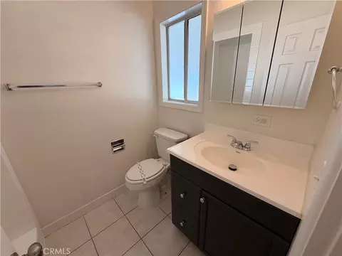 Bath - 33640 Reedywoods, Yucaipa, CA 92399 photo 2 of 2