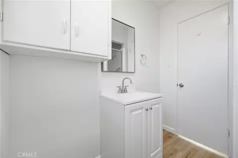 Bath - 644 Hillside Ter, Vista, CA 92084 photo 2 of 4