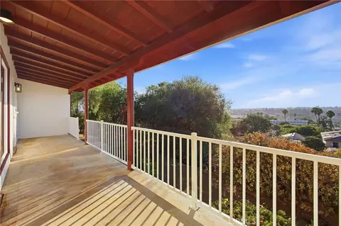 Exterior - 644 Hillside Ter, Vista, CA 92084 photo 4 of 8