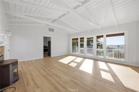 Living - 644 Hillside Ter, Vista, CA 92084 photo 5 of 6