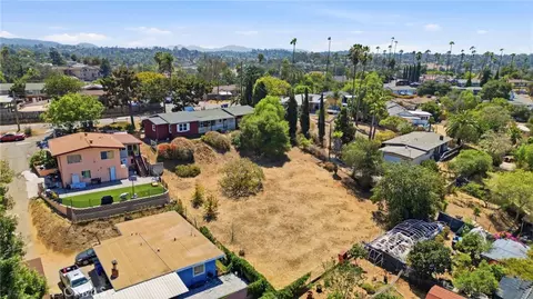 View/Area - 644 Hillside Ter, Vista, CA 92084 photo 4 of 5