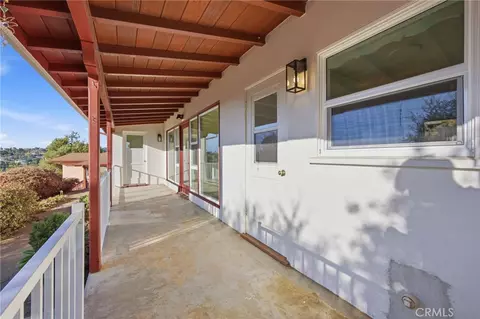 Exterior - 644 Hillside Ter, Vista, CA 92084 photo 5 of 8