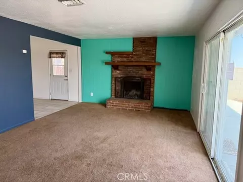851 Linda, Barstow, CA 92311 photo 2
