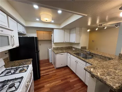 246 E Fern #103, Redlands, CA 92373 photo 6