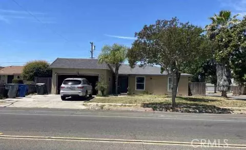 4497 N Chestnut, Fresno, CA 93726