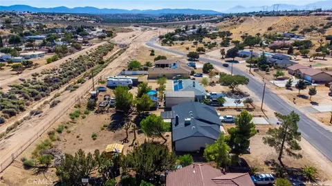 View/Area - 7621 Alston Ave, Hesperia, CA 92345 photo 1 of 11