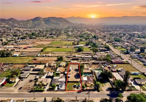 642 7th, Norco, CA 92860 photo 2