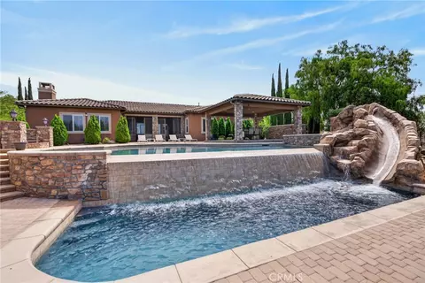 Exterior - 540 Mountain House, Riverside, CA 92506 photo 13 of 22