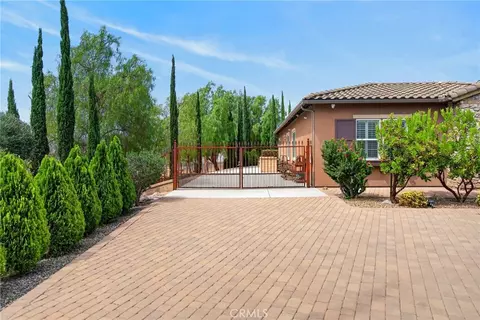 Exterior - 540 Mountain House, Riverside, CA 92506 photo 21 of 22