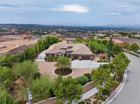View/Area - 540 Mountain House, Riverside, CA 92506 photo 7 of 10