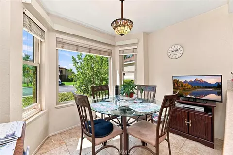 Dining - 29028 Willow Crk, Highland, CA 92346 photo 1 of 2