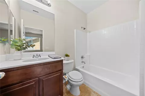 Bath - 9511 Capitan Ct, Riverside, CA 92508 photo 7 of 7