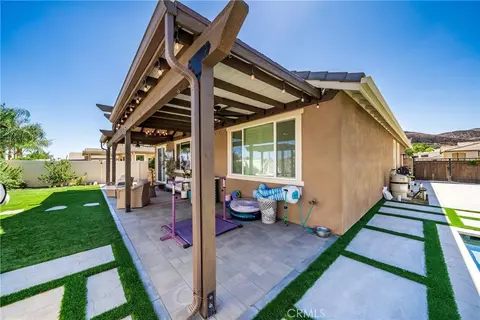 Exterior - 28584 Fieldgrass, Menifee, CA 92584 photo 17 of 20