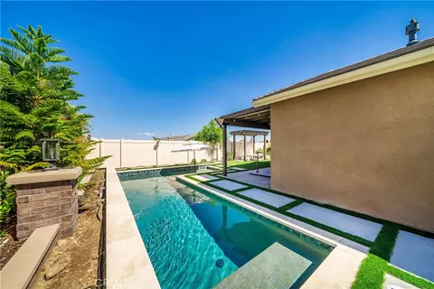Exterior - 28584 Fieldgrass, Menifee, CA 92584 photo 18 of 20