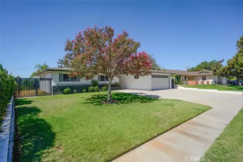Exterior - 3803 Piedmont, Highland, CA 92346 photo 2 of 5