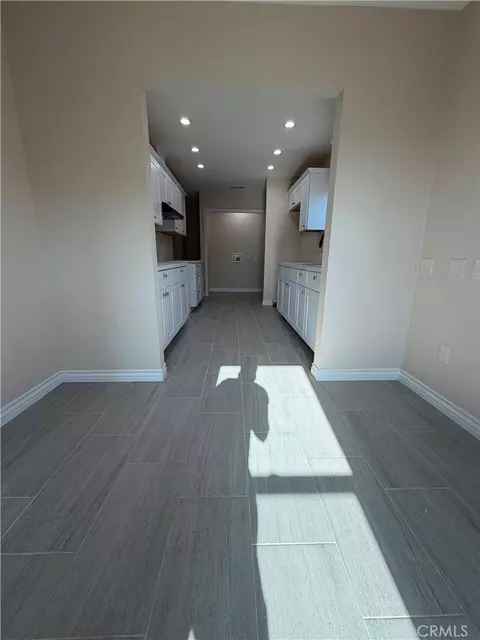 Entry Way - 701 N Willow Ave, Compton, CA 90221 photo 2 of 3