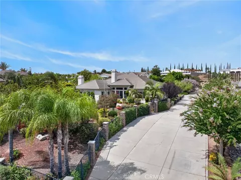 View/Area - 18063 Gwynn Rd, Riverside, CA 92508 photo 6 of 9
