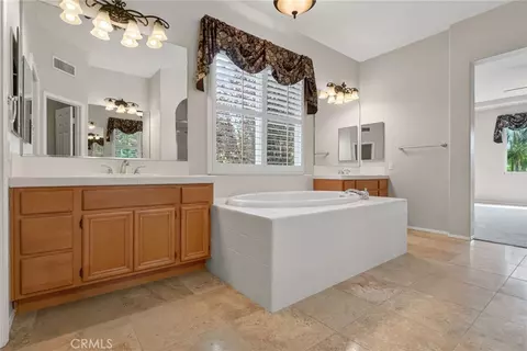 Bath - 18063 Gwynn Rd, Riverside, CA 92508 photo 1 of 5