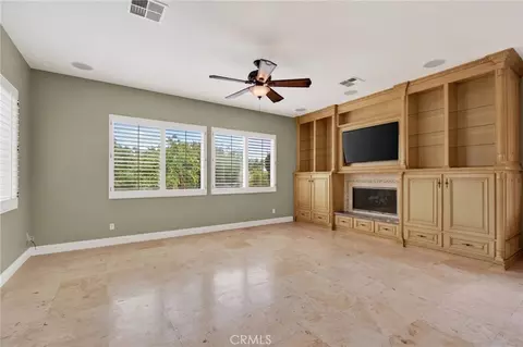 Living - 18063 Gwynn Rd, Riverside, CA 92508 photo 5 of 6