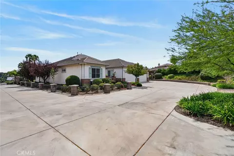 Exterior - 18063 Gwynn Rd, Riverside, CA 92508 photo 2 of 28