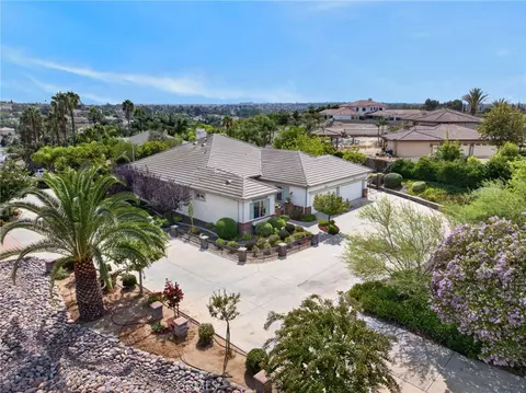 View/Area - 18063 Gwynn Rd, Riverside, CA 92508 photo 1 of 9