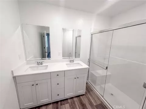 Bath - 3267 Carambola, Clovis, CA 93619 photo 2 of 4