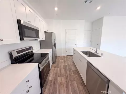 Kitchen - 3267 Carambola, Clovis, CA 93619 photo 2 of 2