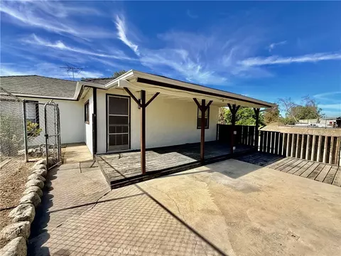 Exterior - 621 Prospect, Riverside, CA 92507 photo 12 of 18