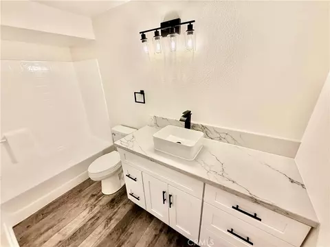 Bath - 621 Prospect, Riverside, CA 92507 photo 3 of 3