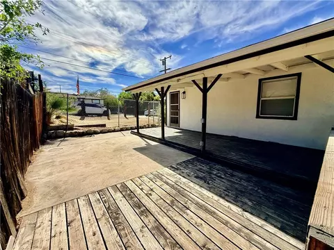 Exterior - 621 Prospect, Riverside, CA 92507 photo 16 of 18