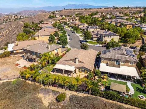View/Area - 17133 Spring Canyon Pl, Riverside, CA 92503 photo 6 of 10