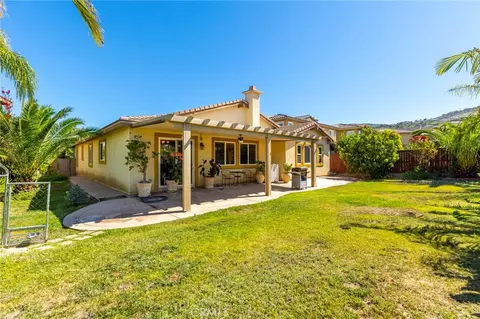 Exterior - 17133 Spring Canyon Pl, Riverside, CA 92503 photo 7 of 8