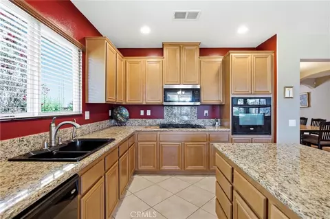 Kitchen - 17133 Spring Canyon Pl, Riverside, CA 92503 photo 2 of 2