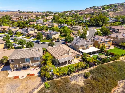 View/Area - 17133 Spring Canyon Pl, Riverside, CA 92503 photo 4 of 10