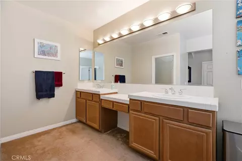 Bath - 17133 Spring Canyon Pl, Riverside, CA 92503 photo 1 of 3