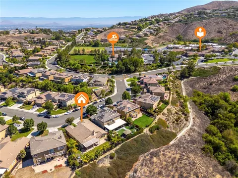 View/Area - 17133 Spring Canyon Pl, Riverside, CA 92503 photo 7 of 10
