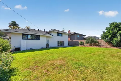 Exterior - 161 S Craig, Orange, CA 92869 photo 5 of 11