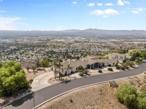 View/Area - 7350 Live Oak, Riverside, CA 92509 photo 6 of 7