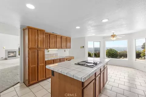 Kitchen - 7350 Live Oak, Riverside, CA 92509 photo 3 of 4