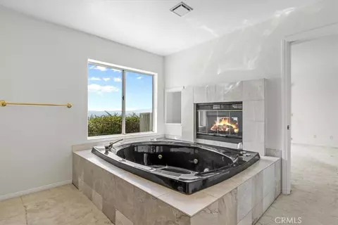 Bath - 7350 Live Oak, Riverside, CA 92509 photo 3 of 6