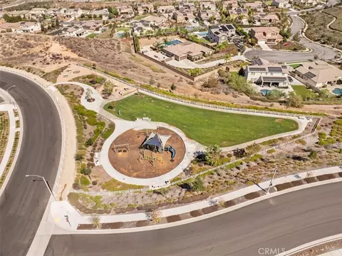 View/Area - 17029 Doria Ct, Riverside, CA 92503 photo 2 of 8